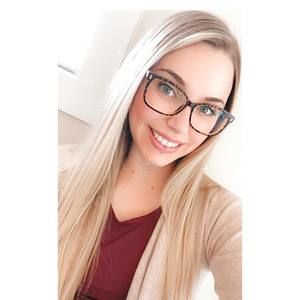 Meet your Posher, Alishia